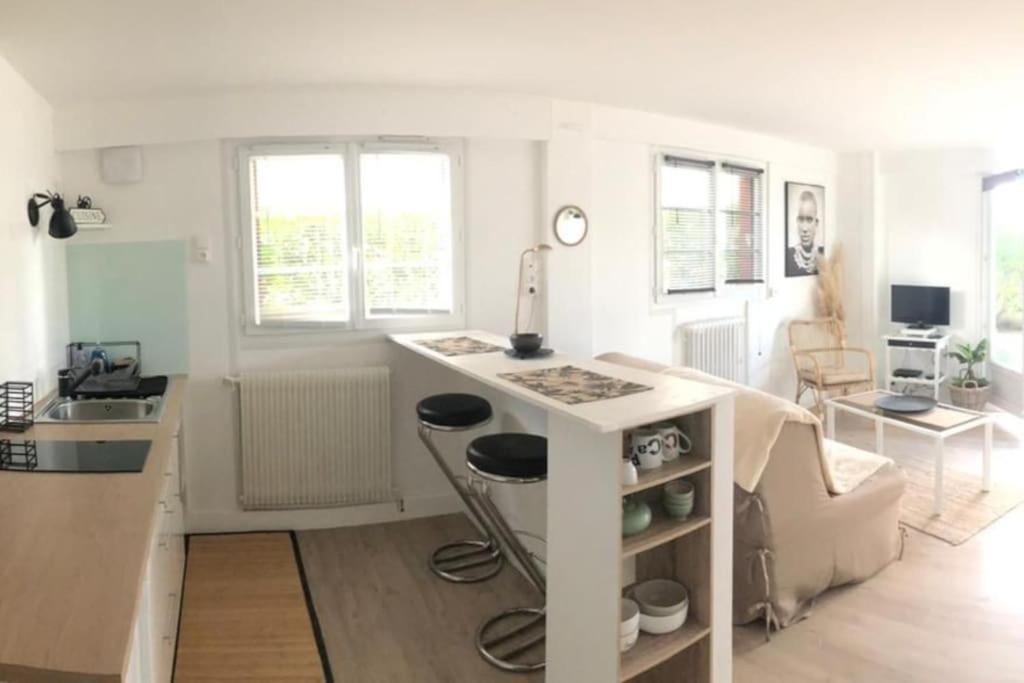 Studio Rivahome Уистреам Экстерьер фото